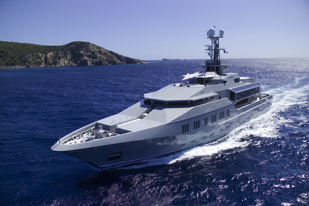 skat yacht charter